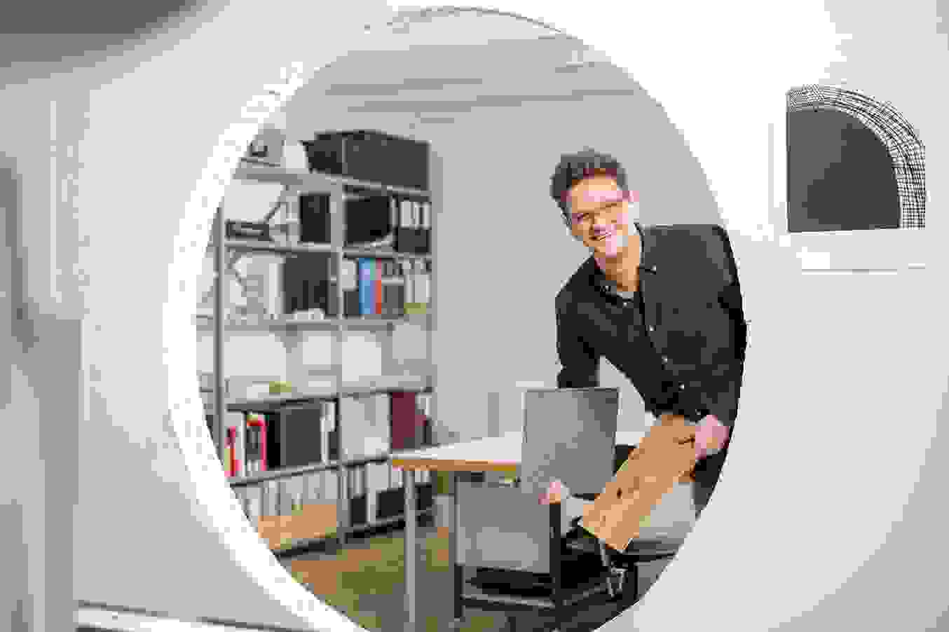 Dennis Hari