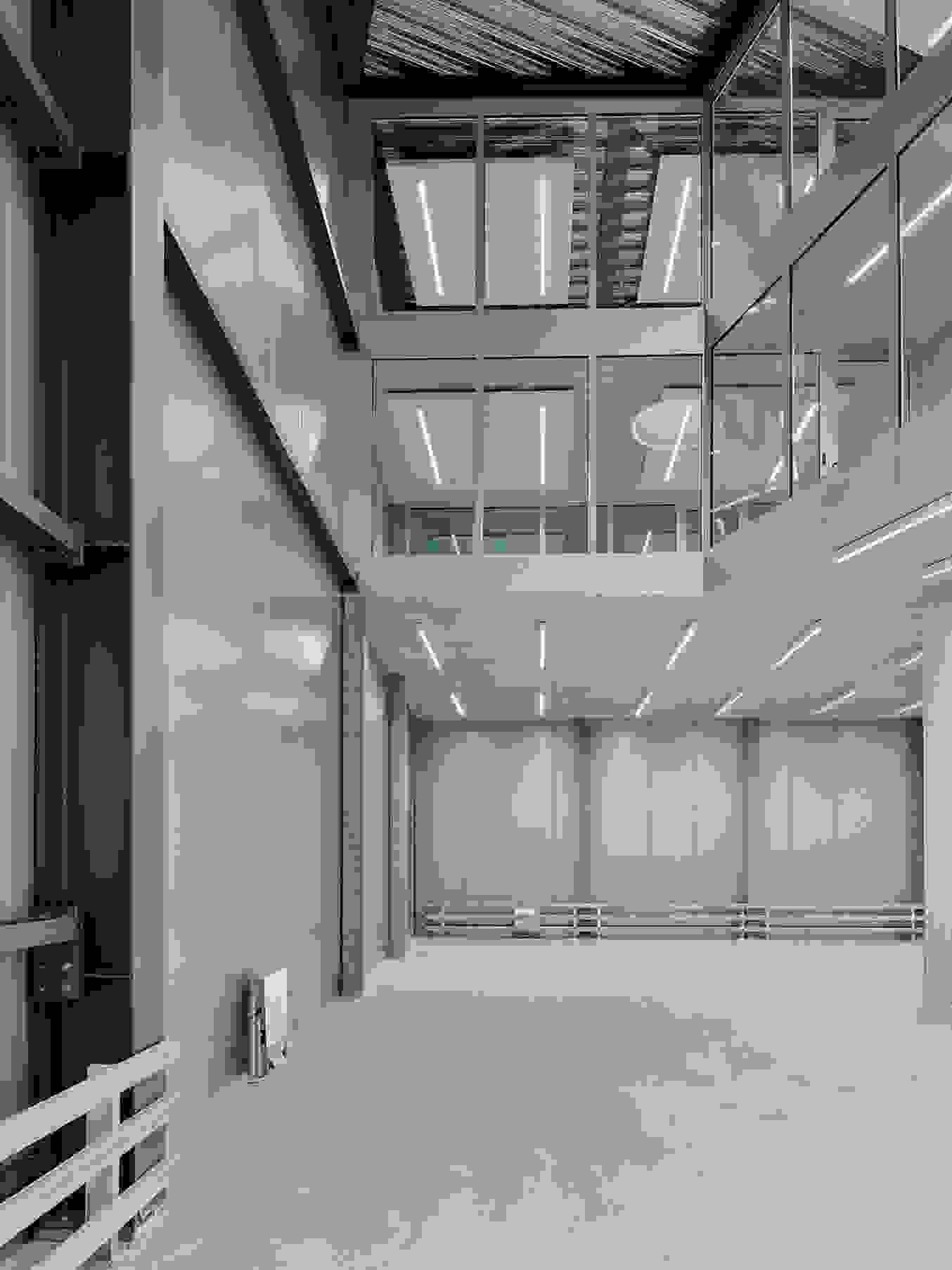 04-wb2.jpg