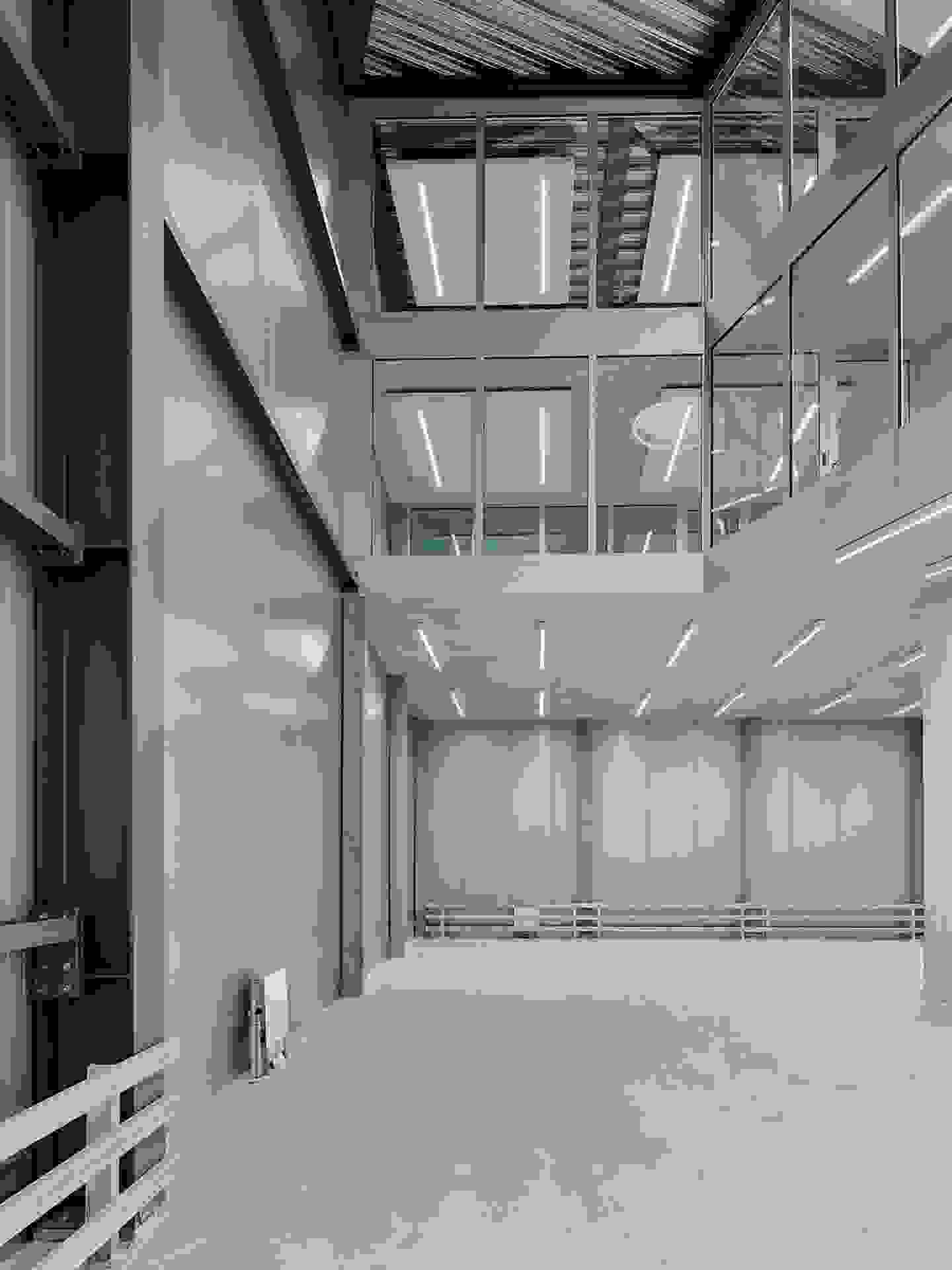 04-wb2.jpg