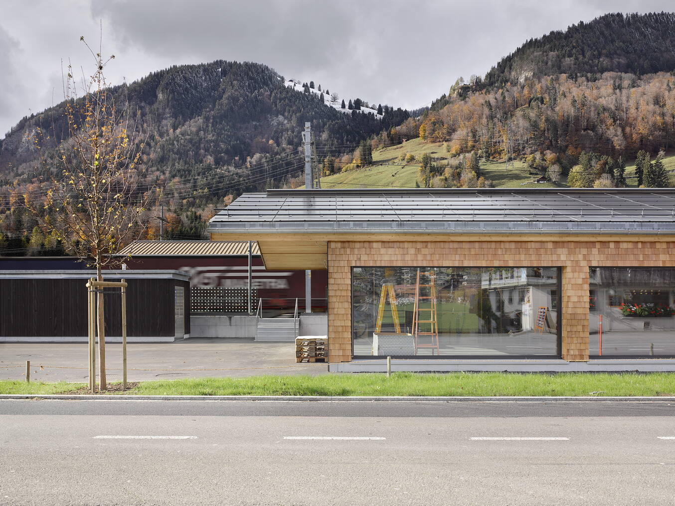 Neubau Bahnhofgebäude BLS - Reichenbach i.K.